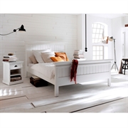 Skøn seng i hvid mahogni